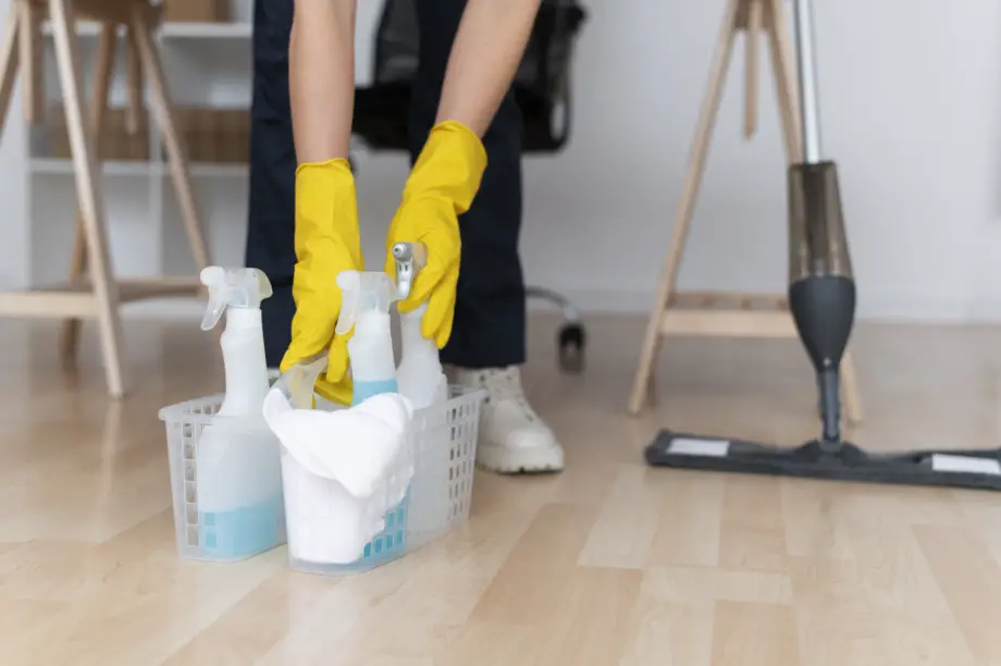 How to clean hardwood floors after renovation